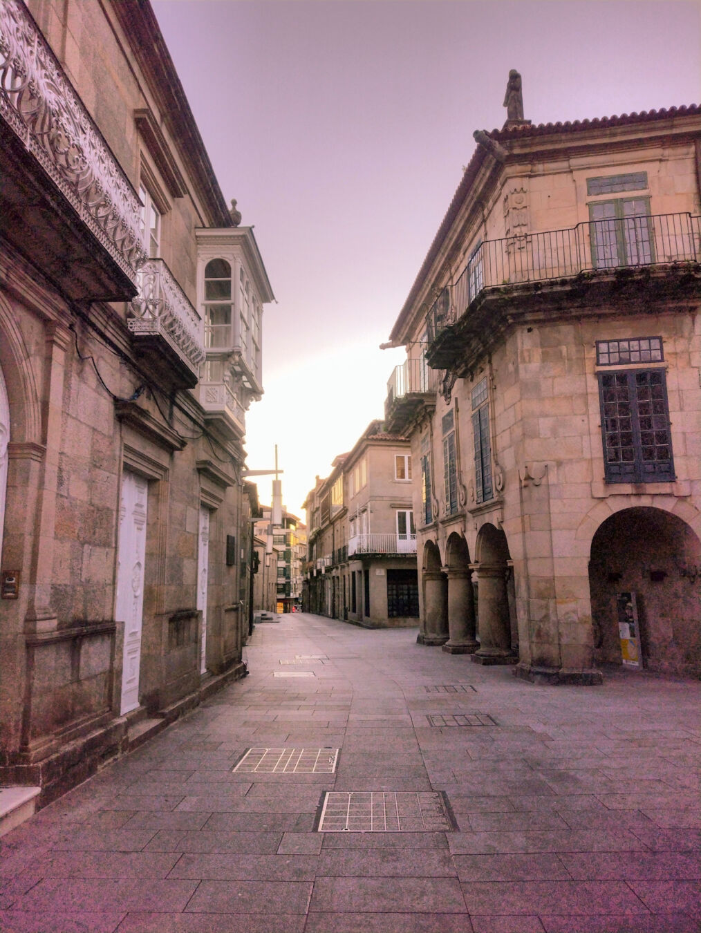 rúas pavimentadas en pedra.